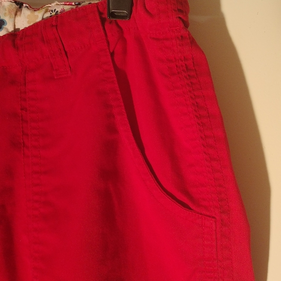 KATHY PETERSON, RED PANTS, SIZE L - Picture 9 of 12
